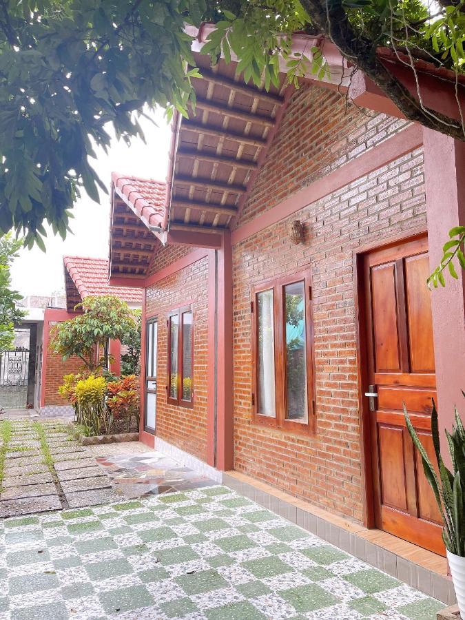 Downtown Backpacker Hostel 닌빈 외부 사진